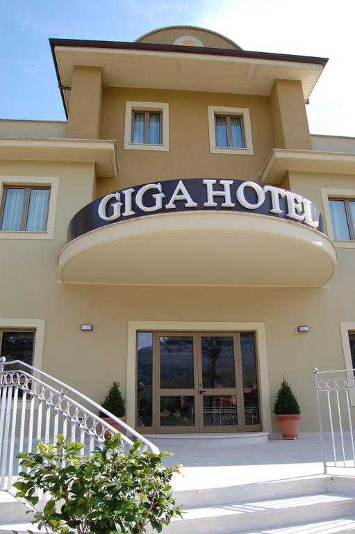 Giga Hotel Villa Santa Lucia Exterior foto