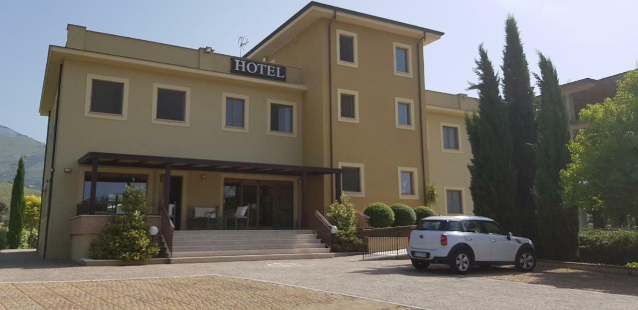Giga Hotel Villa Santa Lucia Exterior foto